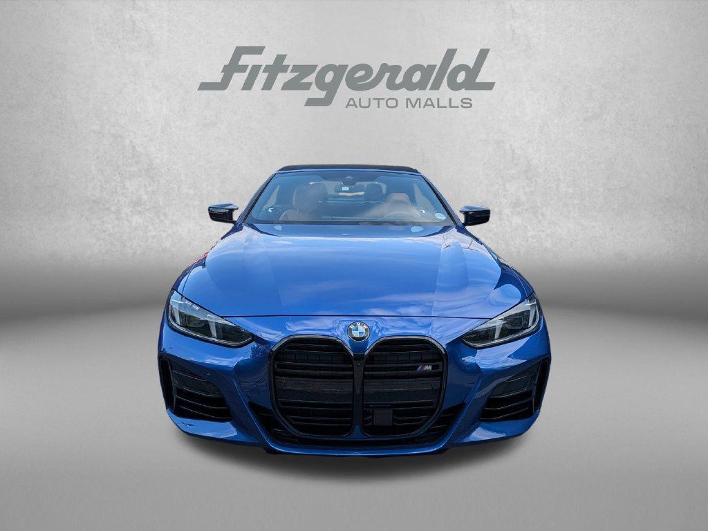 Used 2025 BMW M440i Convertible RWD image 6