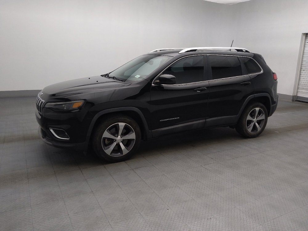 Used 2019 Jeep Cherokee Limited FWD image 2