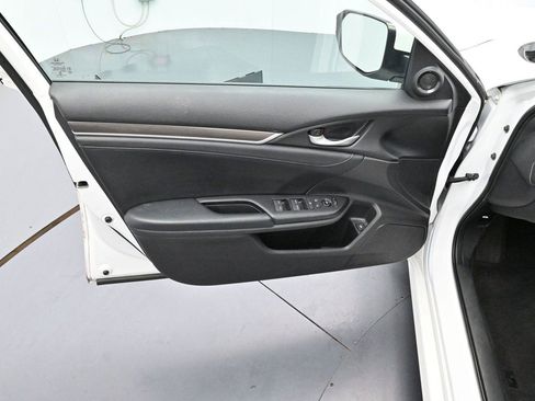 Used 2020 Honda Civic EX-L image 9