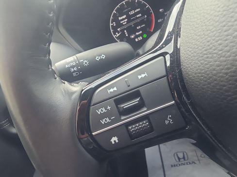 Used 2023 Honda HR-V EX-L image 28
