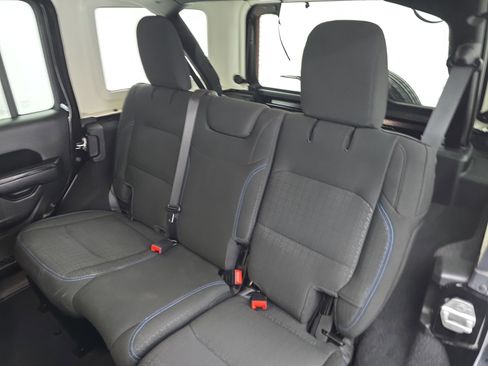 Used 2021 Jeep Wrangler Unlimited Islander image 13
