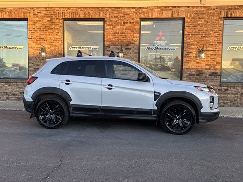 Used 2025 Mitsubishi Outlander Sport AWD image 6