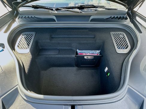 Used 2025 Porsche Macan 4S Electric image 36