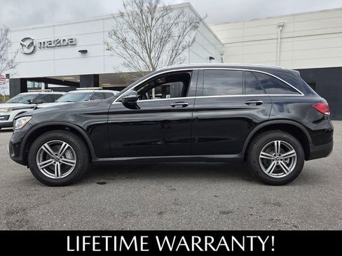 Used 2022 Mercedes-Benz GLC 300 GLC 300 w/ Premium Package Lite image 3