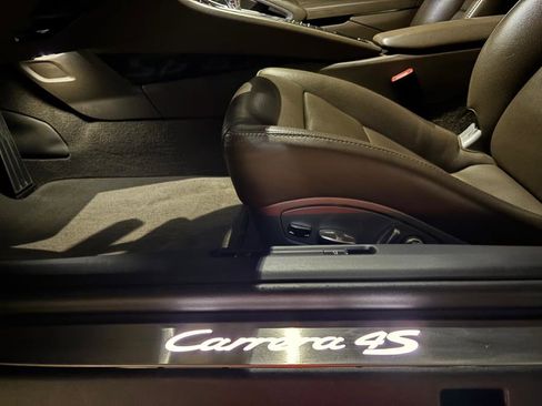 Used 2013 Porsche 911 Carrera 4S image 10