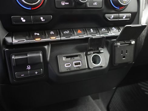 Used 2019 Chevrolet Silverado 1500 LT w/ All-Star Edition AWD/4WD image 45