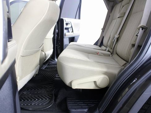 Used 2019 Toyota 4Runner SR5 image 17