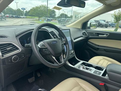Used 2023 Ford Edge SEL w/ Convenience Package AWD/4WD image 12