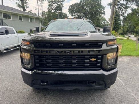 Used 2023 Chevrolet Silverado 2500 4x4 Crew Cab Custom w/ Custom Value Package image 3
