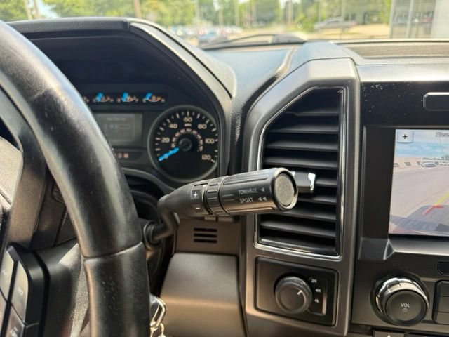 Used 2017 Ford F150 XLT w/ Equipment Group 302A Luxury AWD/4WD image 26