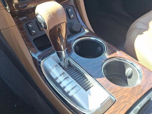 Used 2016 Buick Enclave Leather image 11