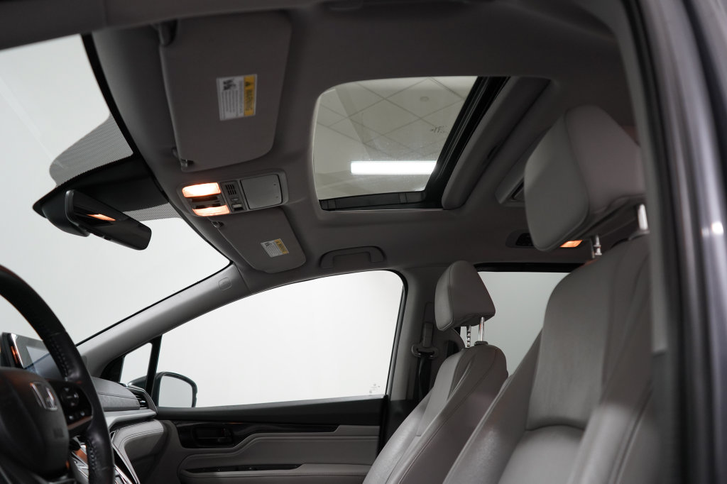 Used 2023 Honda Odyssey Touring image 15