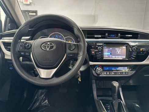 Used 2014 Toyota Corolla LE FWD image 8