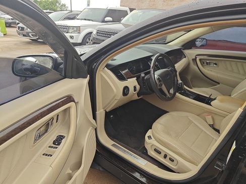 Used 2013 Ford Taurus Limited FWD image 8