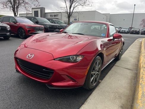 Used 2020 MAZDA MX-5 Miata RF Grand Touring RWD image 14