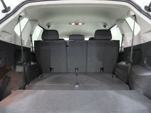 Used 2019 Volkswagen Tiguan S w/ 3rd Row Seat Package image 27