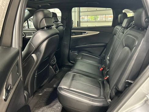 Used 2020 Lincoln Nautilus Reserve w/ Equipment Group 201A AWD/4WD image 27