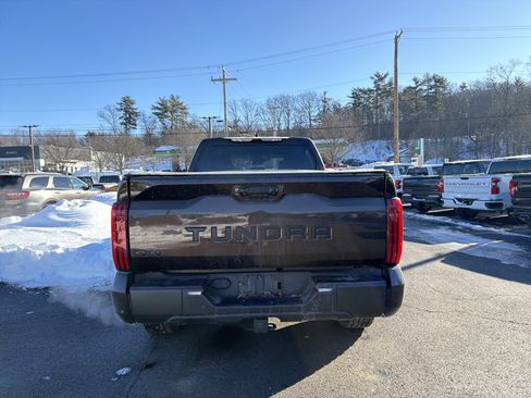 Used 2023 Toyota Tundra Limited image 7