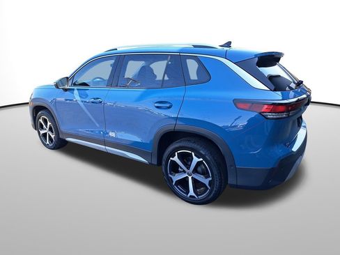 New 2025 Volkswagen Tiguan SE image 8