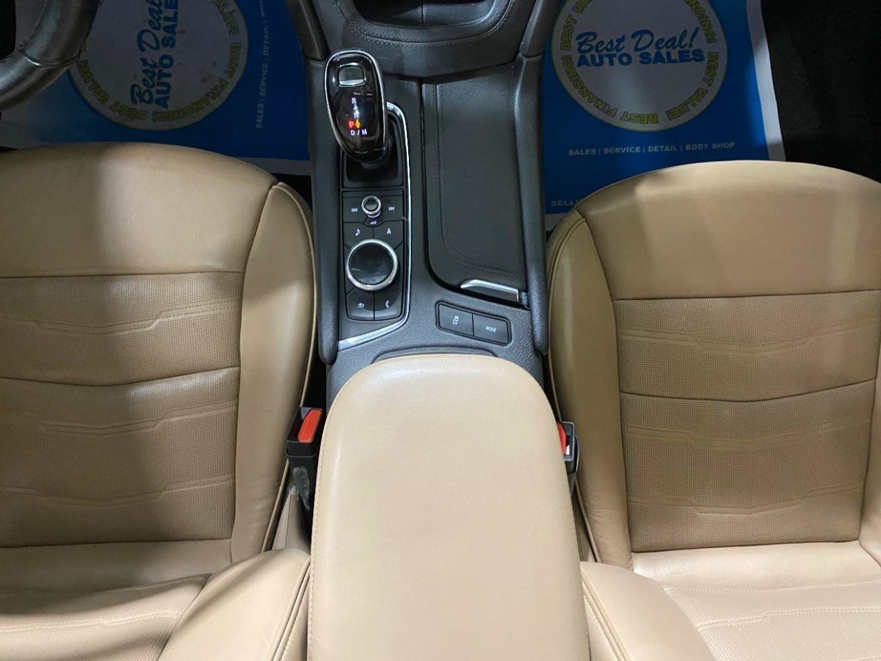 Used 2020 Cadillac XT6 Premium Luxury w/ Platinum Package AWD/4WD image 16