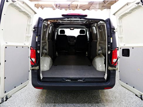 Used 2019 Mercedes-Benz Metris image 8