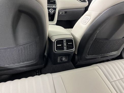 Used 2023 Genesis G70 2.0T w/ Sport Prestige Package RWD image 42