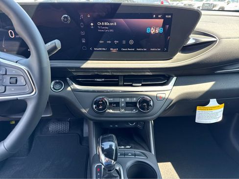 New 2026 Buick Envista Sport Touring w/ Convenience I Package FWD image 12