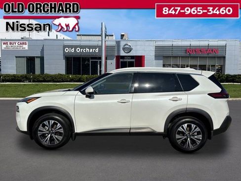 Used 2021 Nissan Rogue SV w/ Premium Package image 3