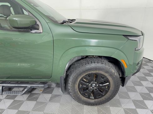 Used 2022 Nissan Frontier SV AWD/4WD image 13