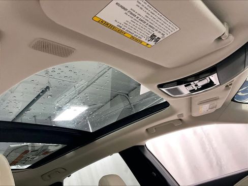 Used 2025 Lexus RX 450h Luxury w/ Convenience Package image 22