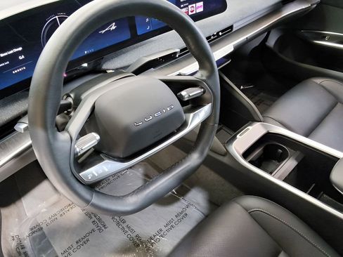 Used 2023 Lucid Air Pure AWD/4WD image 13