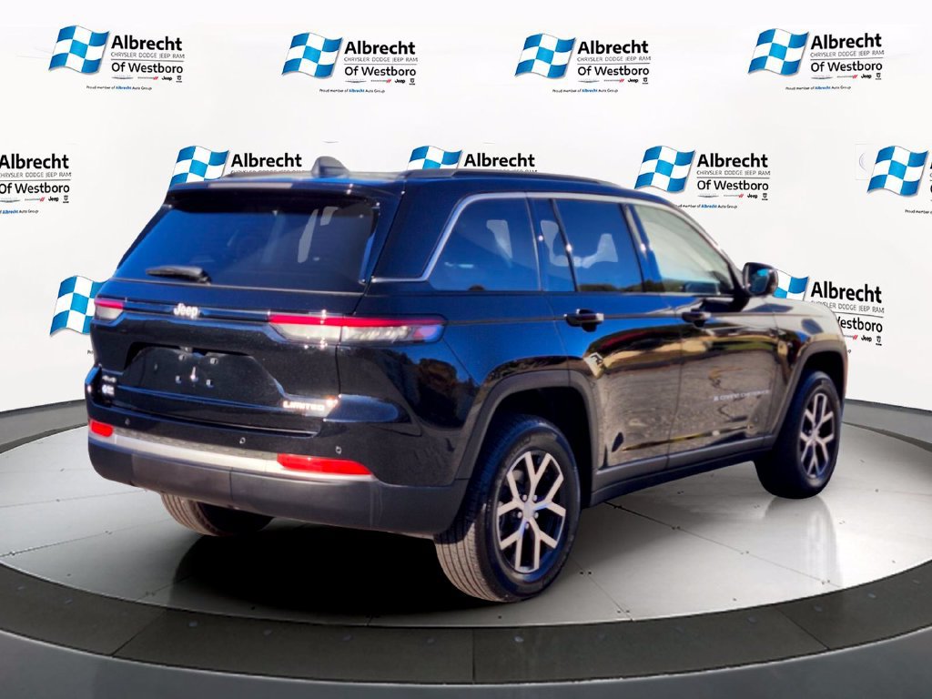 Used 2026 Jeep Grand Cherokee Limited AWD/4WD image 5