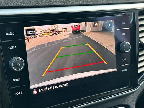 Used 2022 Volkswagen Atlas SEL R-Line image 20