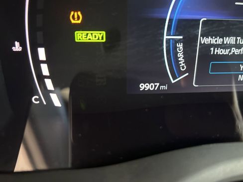 Used 2025 Toyota Camry SE image 44