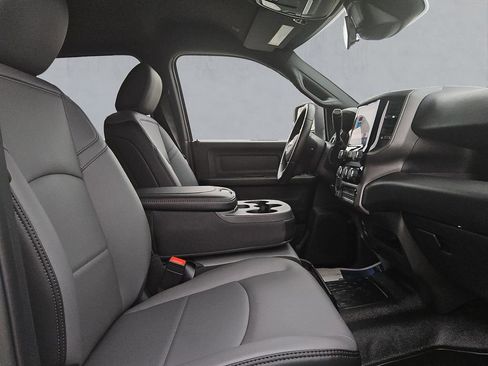 New 2026 RAM 5500 Tradesman w/ Chrome Appearance Group AWD/4WD image 16