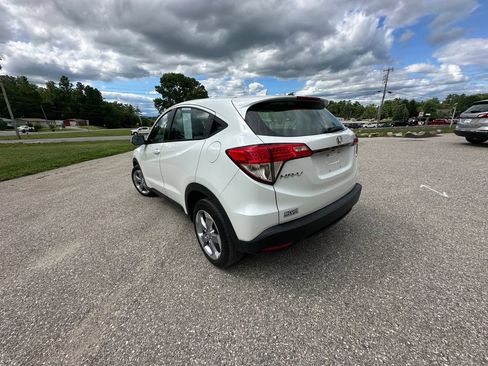 Used 2022 Honda HR-V LX image 3