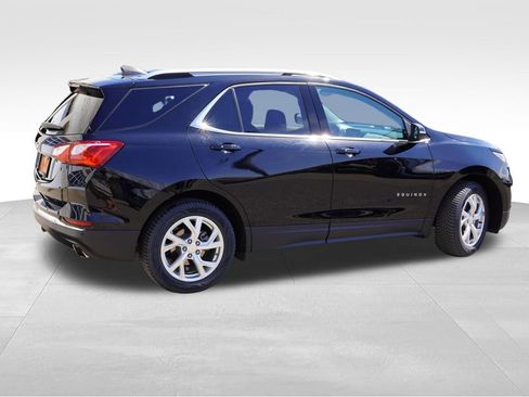 Used 2019 Chevrolet Equinox LT FWD image 4
