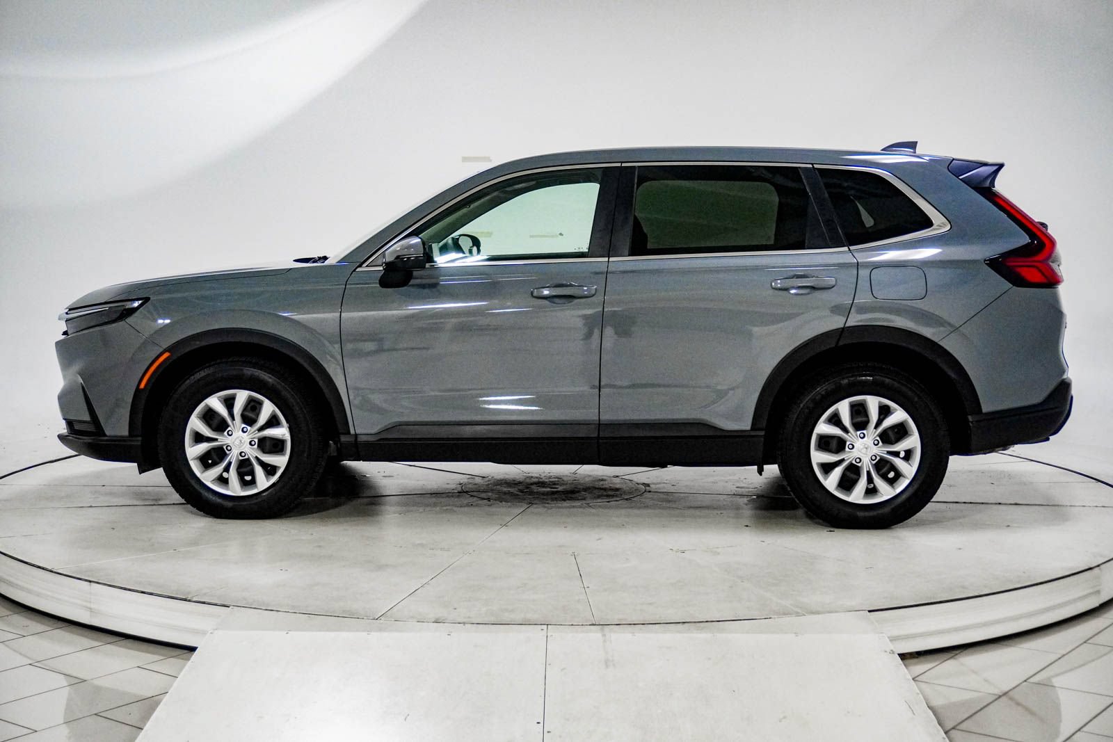 Used 2026 Honda CR-V LX image 5