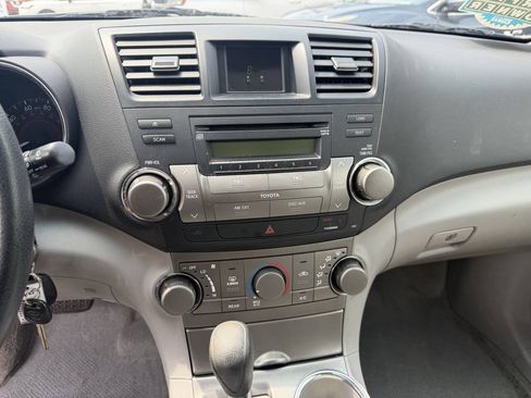 Used 2008 Toyota Highlander 4WD image 28