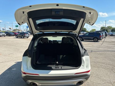 Used 2022 Lincoln Corsair FWD w/ Premium Package image 22