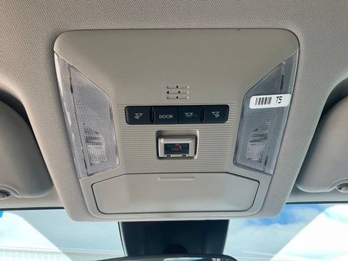 Used 2024 Toyota RAV4 LE FWD image 15