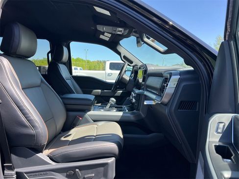 New 2025 Ford F150 Lariat w/ Equipment Group 501A Mid image 13