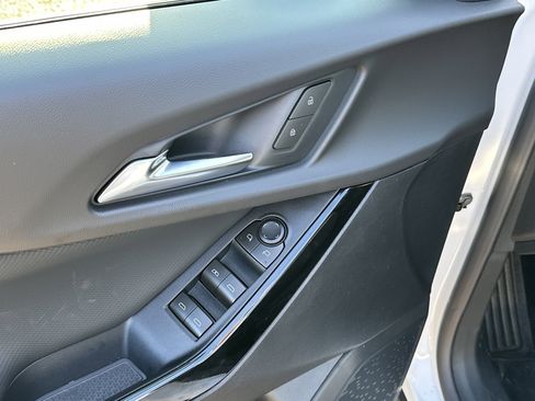 New 2026 Chevrolet Equinox LT w/ Safety and Technology Package image 15