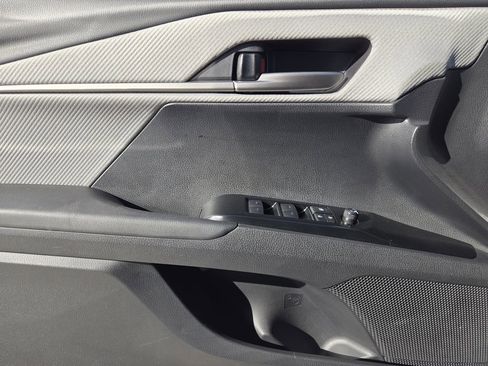 Used 2026 Toyota Camry SE w/ Multimedia Upgrade Package image 25