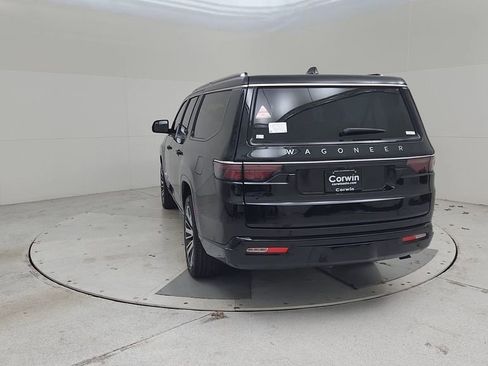 New 2025 Jeep Wagoneer L Series II image 12