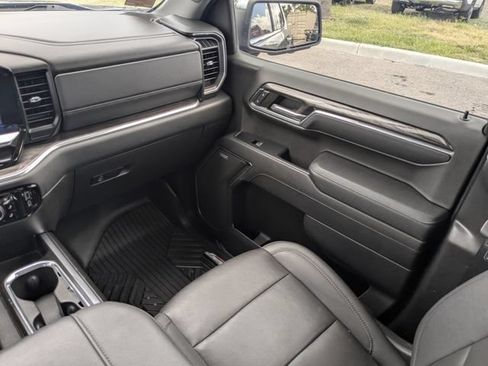 Used 2023 Chevrolet Silverado 1500 LTZ AWD/4WD image 20