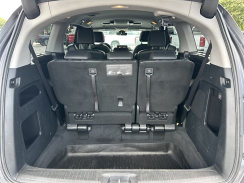 Used 2023 Honda Odyssey Touring image 18