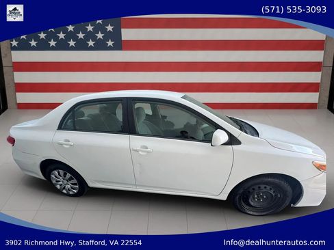 Used 2012 Toyota Corolla LE FWD image 9