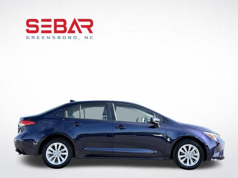 Used 2024 Toyota Corolla LE w/ LE Convenience Package FWD image 8