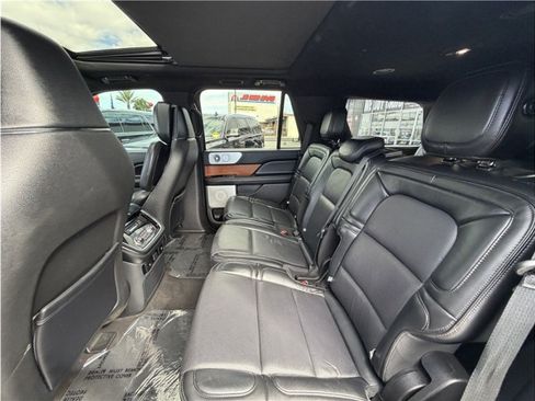 Used 2019 Lincoln Navigator Reserve w/ Cargo Package AWD/4WD image 22